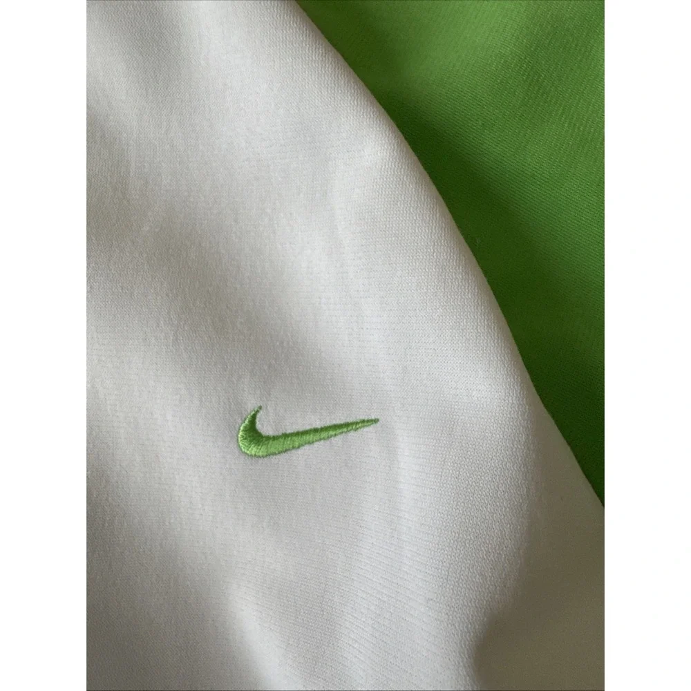 Nike Kids 16-18 XL Vintage Looking Track Jacket Green And White‎ Full Zip